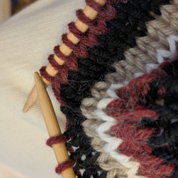 NEW! Hand Knit Striped Cropped Tank Vest Cherry Red Black Taupe Size S/M - Picture 8 of 8